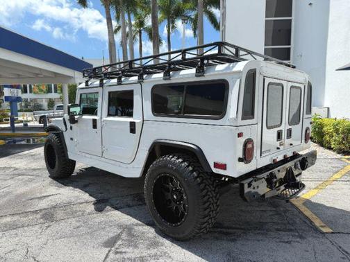 2003 Hummer H1 Enclosed