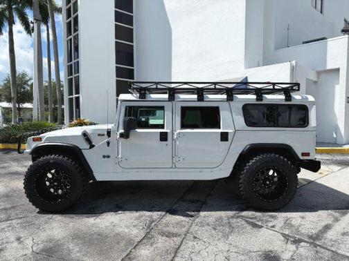 2003 Hummer H1 Enclosed