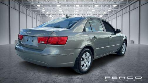 2010 Hyundai SONATA GLS