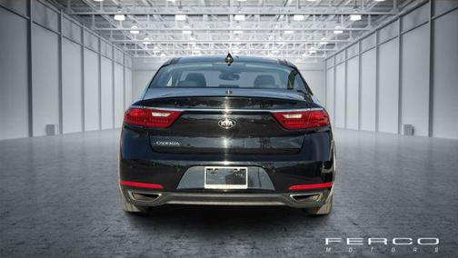 2017 Kia Cadenza Premium