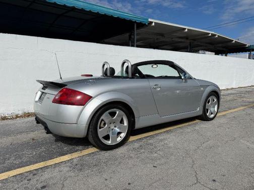 2001 Audi TT quattro