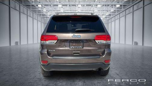 Walnut Brown Metallic Clearcoat 2019 Jeep Grand Cherokee Laredo