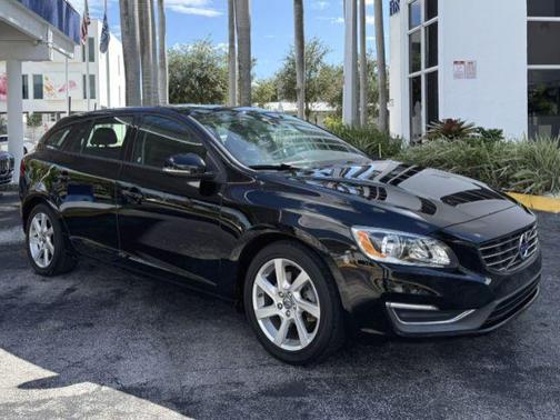 2015 Volvo V60 T5