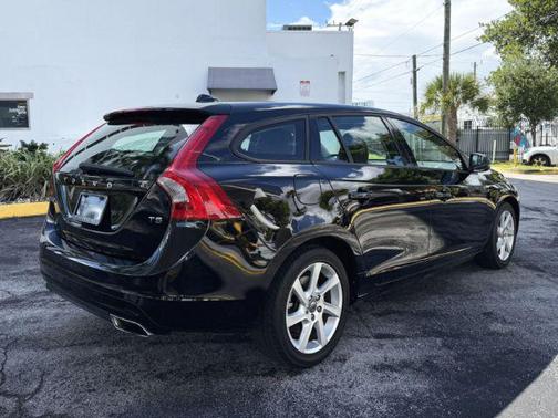 2015 Volvo V60 T5