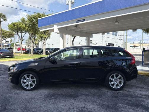 2015 Volvo V60 T5