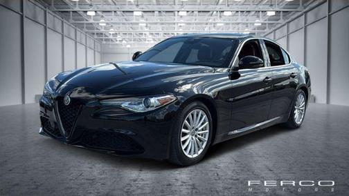 2021 Alfa Romeo Giulia Base