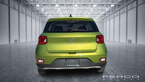 2020 Hyundai VENUE SE