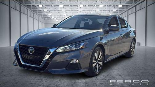 2022 Nissan Altima 2.5 SV