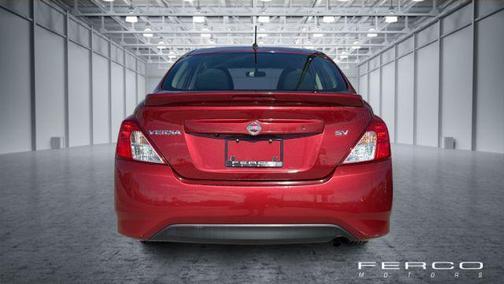 Cayenne Red Metallic 2019 Nissan Versa 1.6 SV