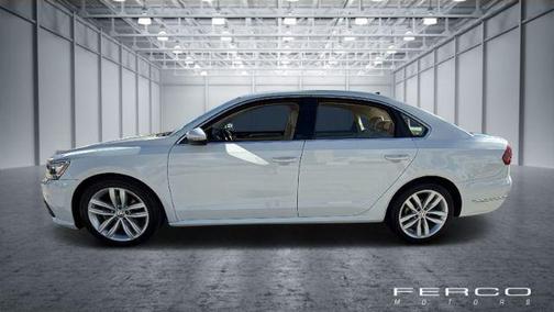 2018 Volkswagen Passat 2.0T SE