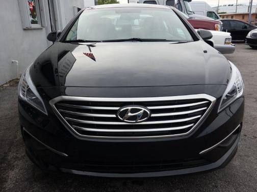 2016 Hyundai SONATA SE
