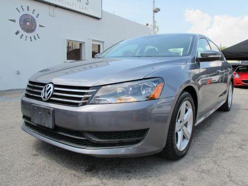 2013 Volkswagen Passat 2.5 SE