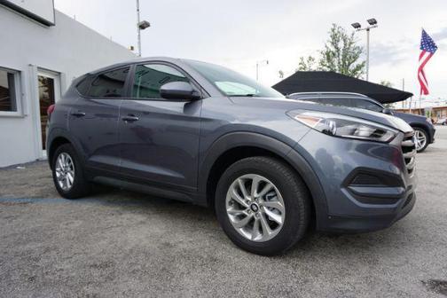 2016 Hyundai TUCSON SE