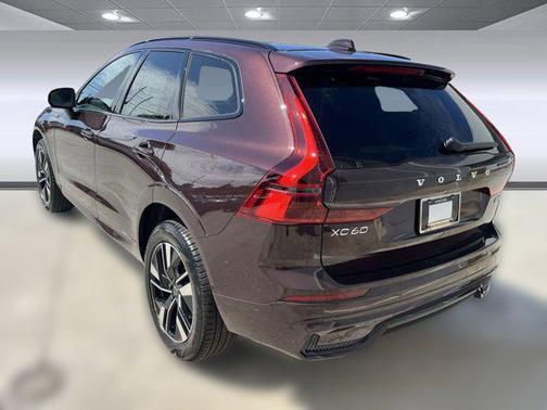 2026 Volvo XC60 B5 Core
