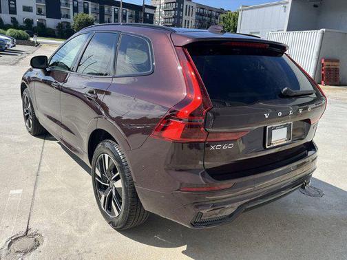2026 Volvo XC60 B5 Core