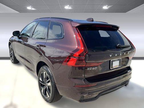 2026 Volvo XC60 B5 Core