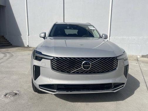 2025 Volvo XC90 Plug-In Hybrid T8 Plus 7-Seater