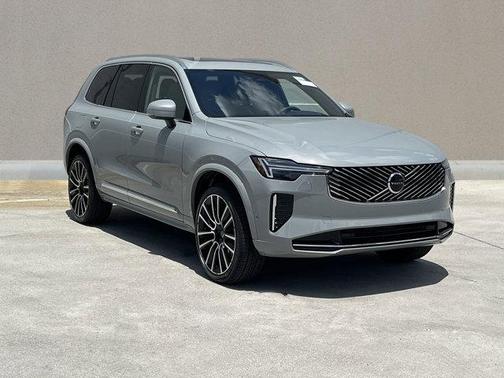 2026 Volvo XC90 B5 Plus 7-Seater