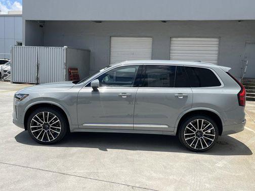 2026 Volvo XC90 B5 Plus 7-Seater