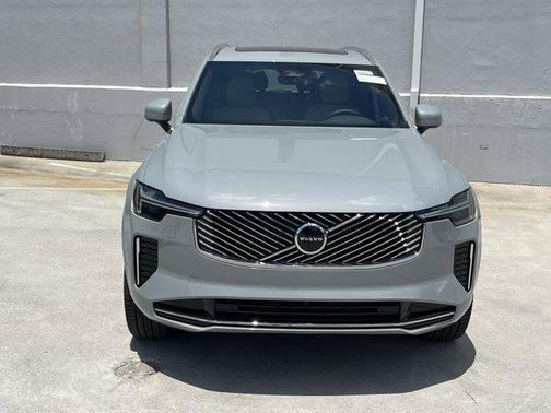 2026 Volvo XC90 B5 Plus 7-Seater