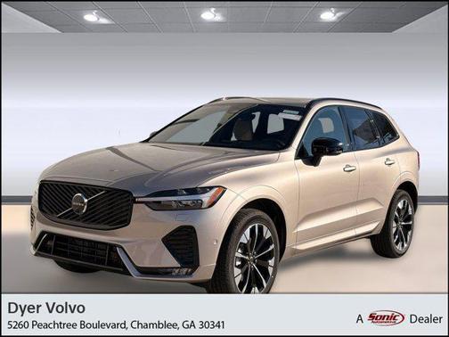 2026 Volvo XC60 B5 Plus