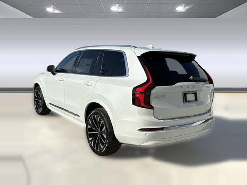 2026 Volvo XC90 B6 Plus 7-Seater