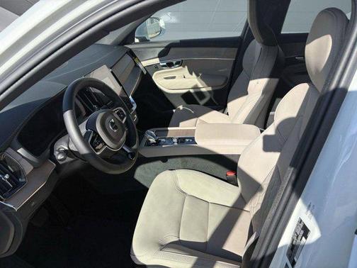 2026 Volvo XC90 Plus, B6 AWD Gas (mild hybrid), Gasoline, Bright, 7 Seats