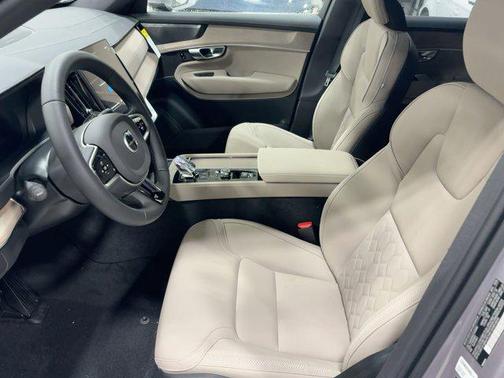 2026 Volvo XC90 Plus, B6 AWD Gas (mild hybrid), Gasoline, Bright, 7 Seats