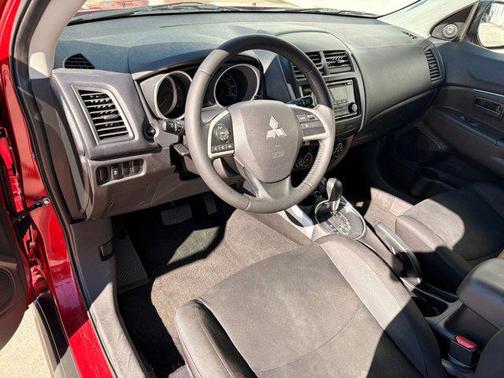 2014 Mitsubishi Outlander Sport ES