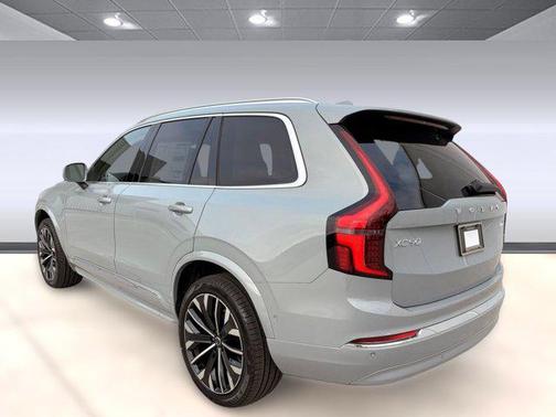 2026 Volvo XC90 B6 Ultra 7-Seater