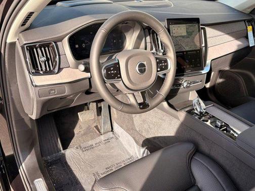 2026 Volvo XC90 Ultra, B5 AWD Gas (mild hybrid), Gasoline, Bright, 6 Seats