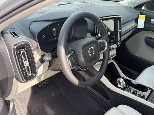 Vapour Grey Metallic 2026 Volvo XC40 Plus, B5 AWD Gas (mild hybrid), Dark