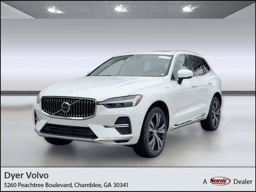 2023 Volvo XC60 Recharge Plug-In Hybrid T8 Plus Bright Theme