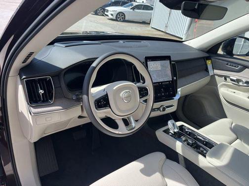 2026 Volvo XC90 B6 Ultra Dark Theme 6-Seater