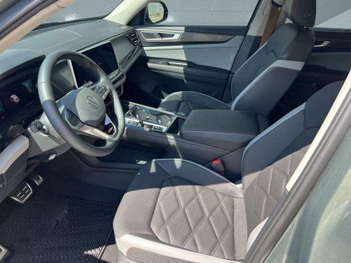 2024 Volkswagen Atlas 2.0T SEL