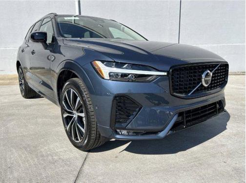 2025 Volvo XC60 Plus