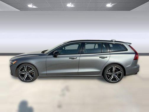 2020 Volvo V60 T5 R-Design
