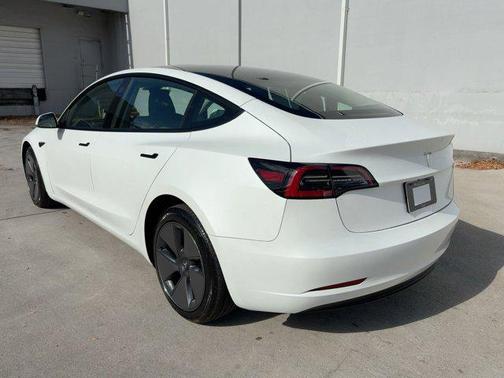 2023 Tesla Model 3 Standard Range