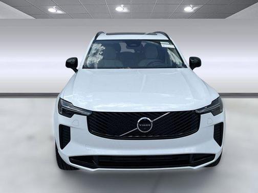2026 Volvo XC90 Plug-In Hybrid T8 Ultra Dark Theme 7-Seater
