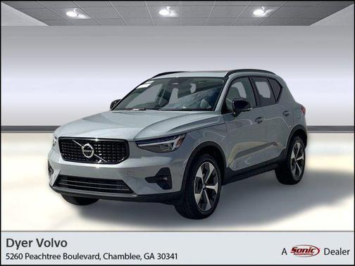 2026 Volvo XC40 Plus, B5 AWD Gas (mild hybrid), Dark