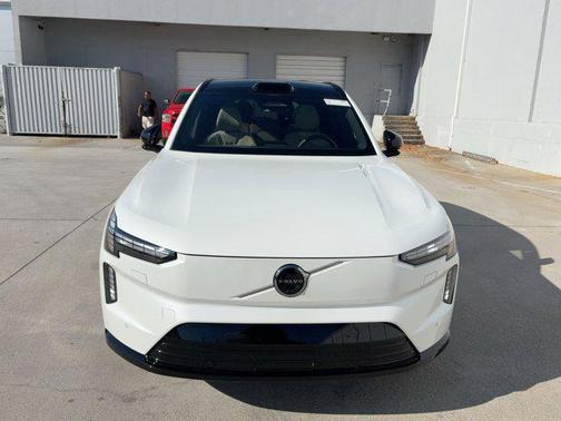 2025 Volvo EX90 Twin Motor Ultra