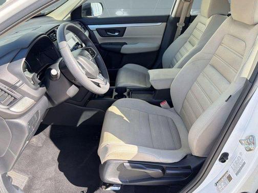 White Diamond Pearl 2017 Honda CR-V LX