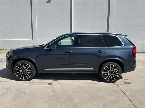 Denim Blue Metallic 2026 Volvo XC90 Plus, B6 AWD Gas (mild hybrid), Gasoline, Bright, 7 Seats