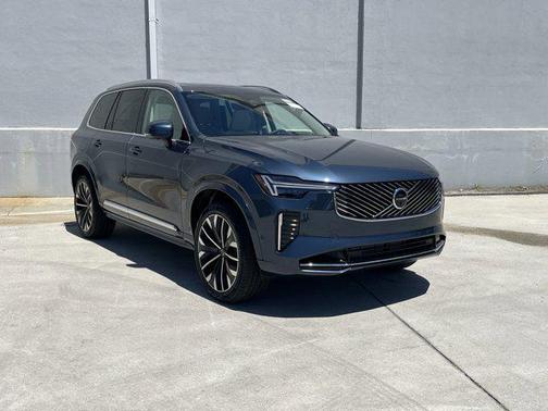 2025 Volvo XC90 Plug-In Hybrid T8 Ultra 7-Seater