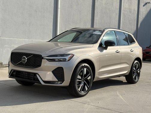 2026 Volvo XC60 B5 Core