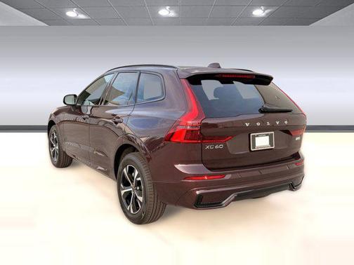 2026 Volvo XC60 B5 Core