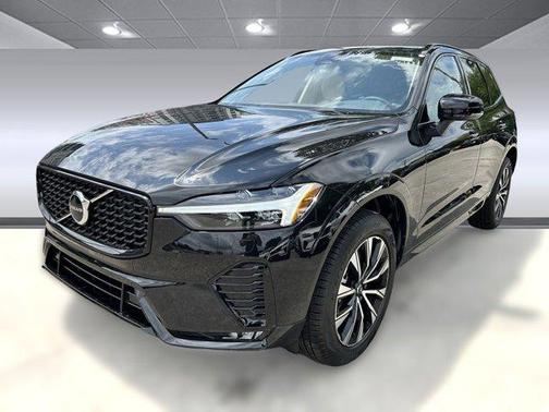 2025 Volvo XC60 B5 Core