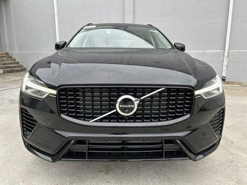 2025 Volvo XC60 Plug-In Hybrid Plus
