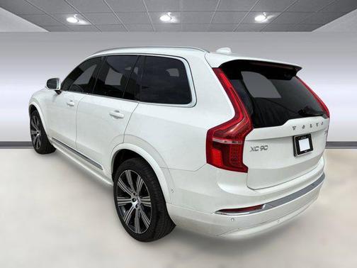2024 Volvo XC90 B6 Plus Bright Theme 7-Seater