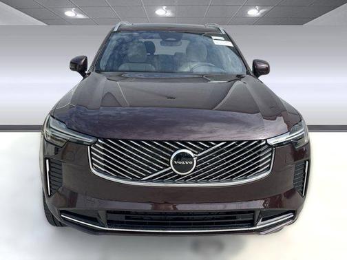2026 Volvo XC90 B5 Core